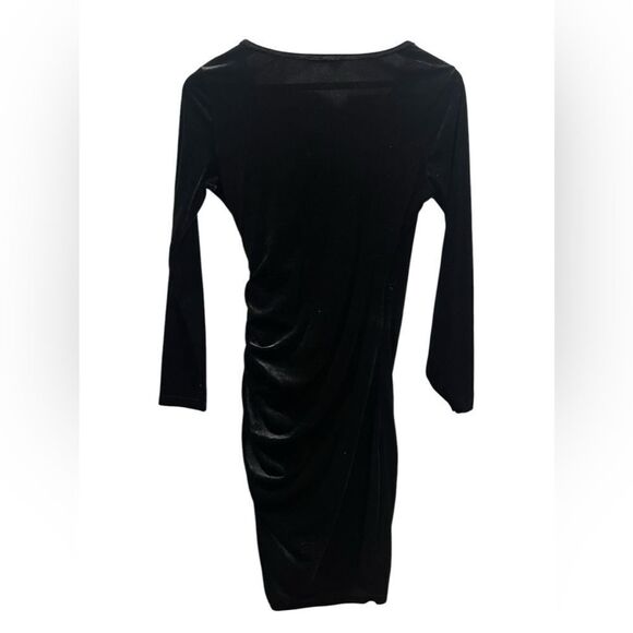 New velvet dress - Picture 5 of 5